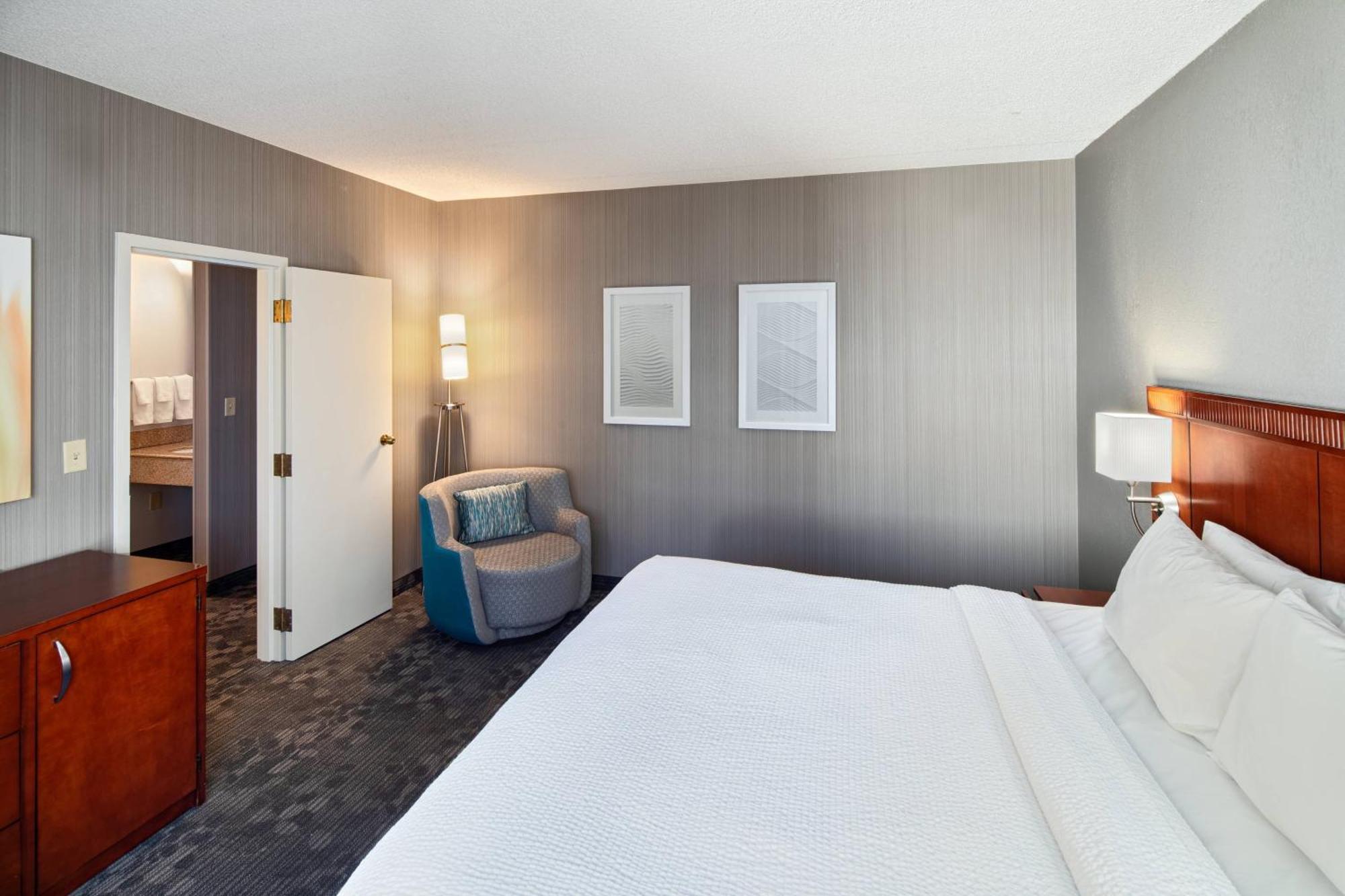 คอร์ตยาร์ด ซินซิแนตติ บลู แอช Hotel บลูแอช ภายนอก รูปภาพ