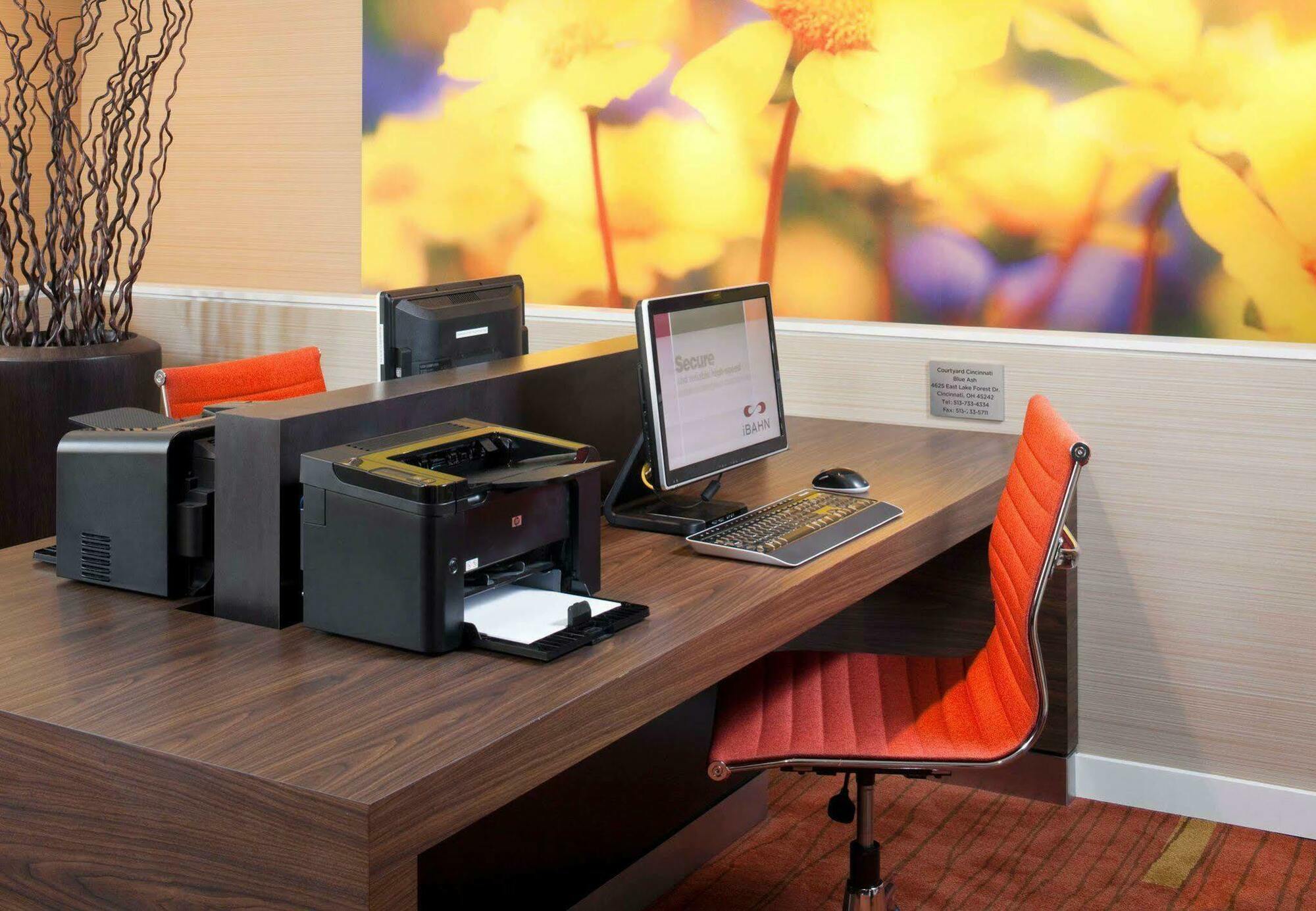 คอร์ตยาร์ด ซินซิแนตติ บลู แอช Hotel บลูแอช ภายนอก รูปภาพ